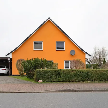 Haus Amber Apartman *