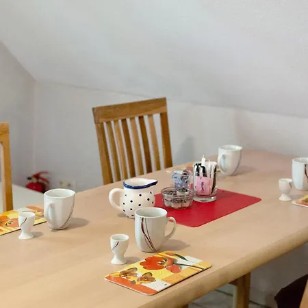 Haus Amber Apartman *